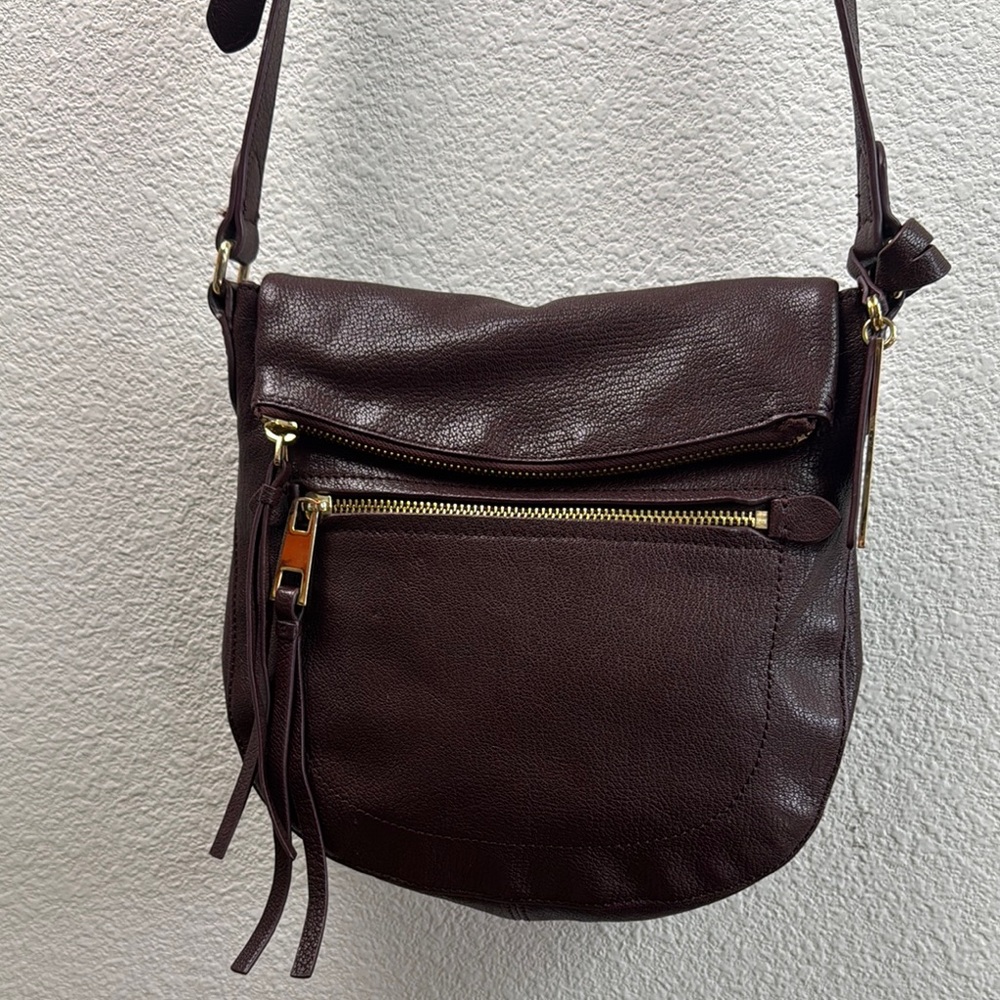 VINCE CAMUTO saddle leather crossbody bag Elegant Brown Leather Shoulder Bag